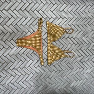 Yellow vitamin A bikini